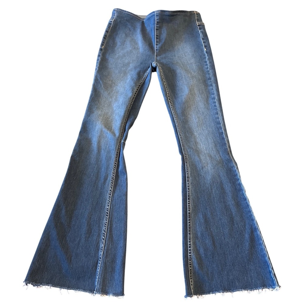 We The Free Free People Penny Pull On Flare Jeans Raw Hem 26 High Rise FLAW - Picture 1 of 6